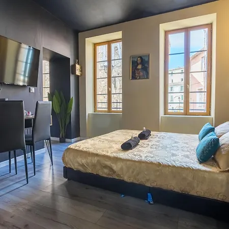 Appartement Jacuzzi Centre 2